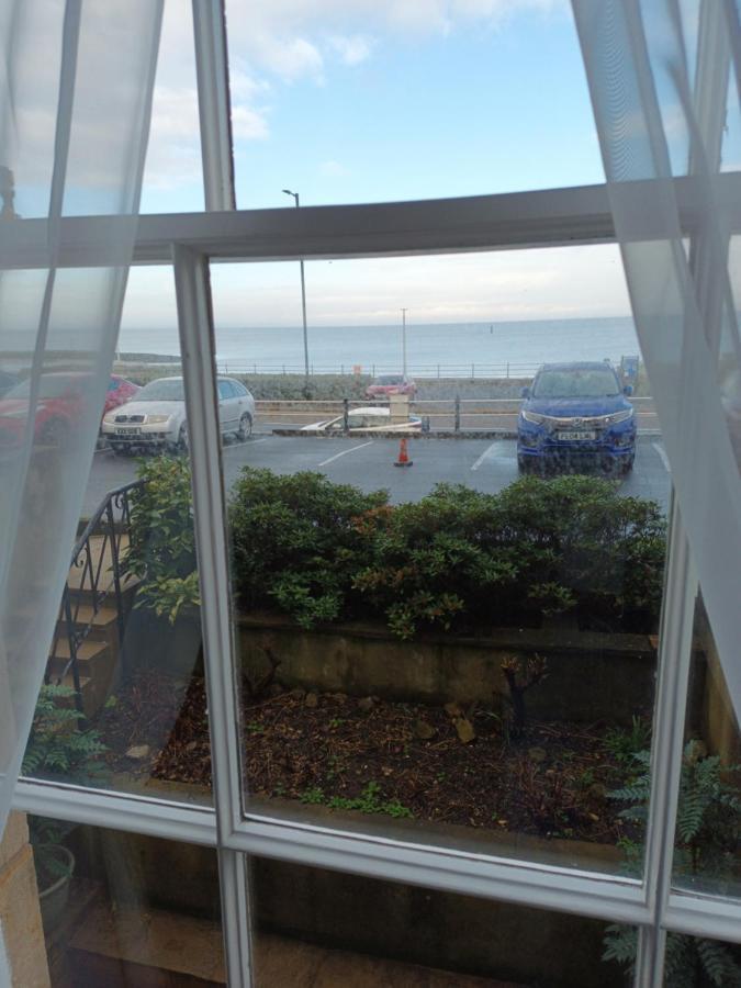 Eden Vale Ground Floor Sea View Apartment *
